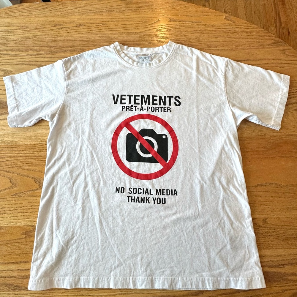 Vetements “Antisocial” graphic tee - Large